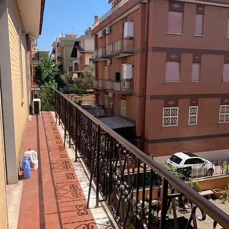 La Casa Di Amina Ubytování v soukromí Řím